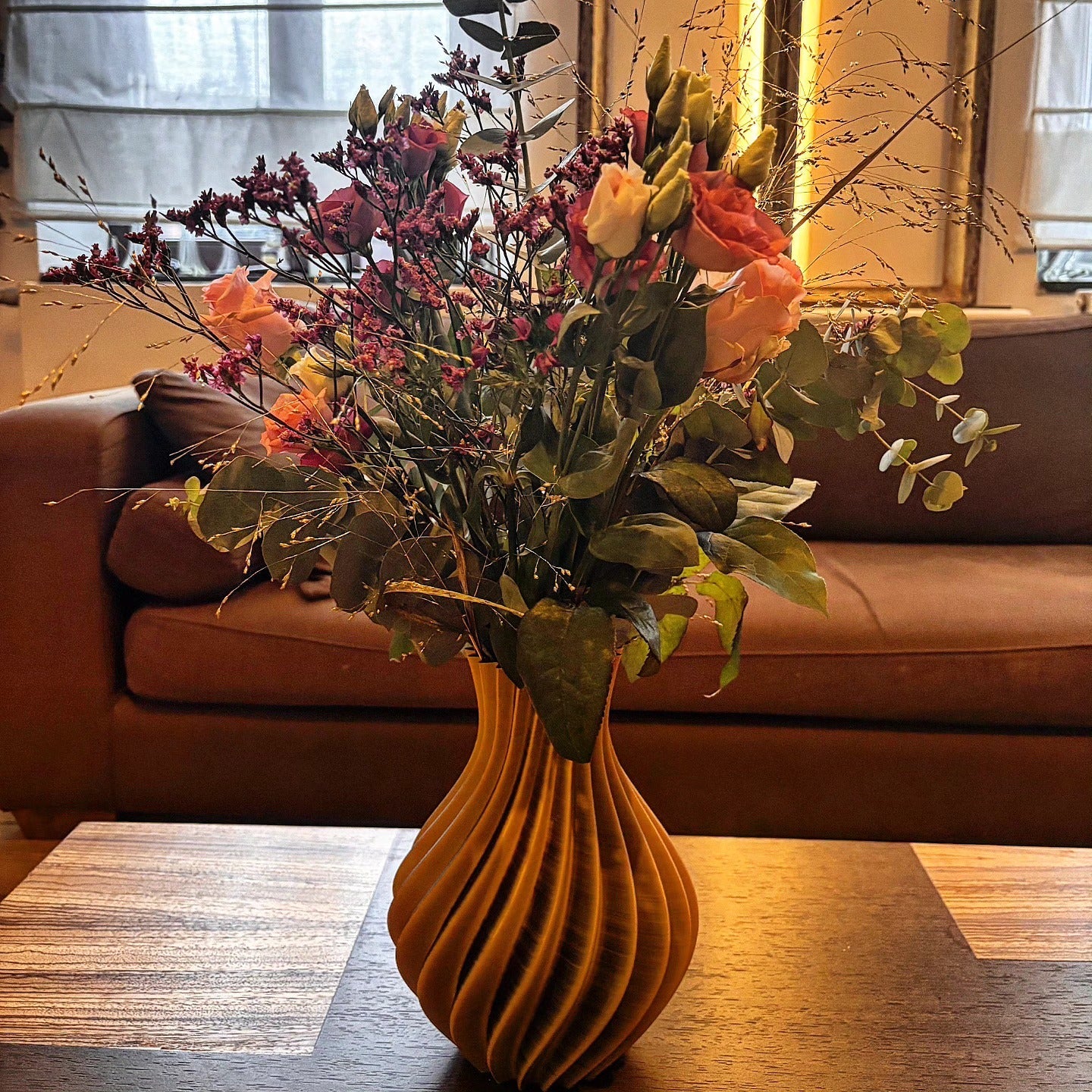 Vase TORNADO – Vase décoratif tourbillon imprimé en 3D, fait en Belgique